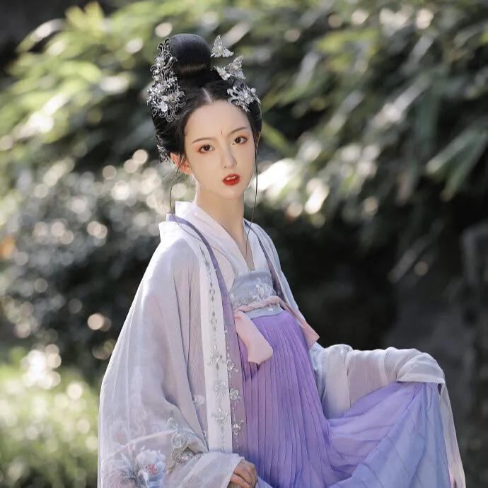 小说逆袭爽文推荐女生,穿书逆袭爽文晋江