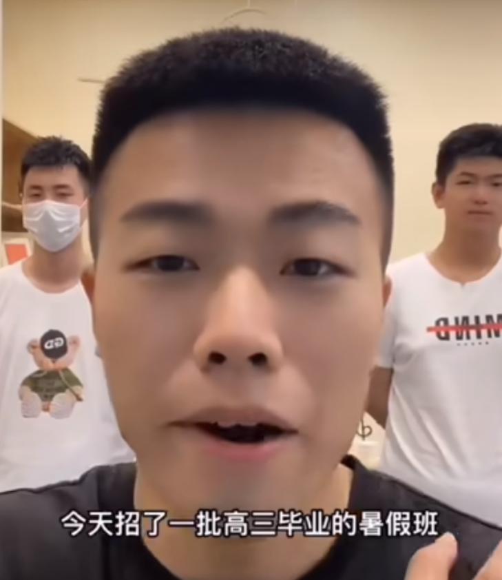 身高不够1米7可以当演员吗,身高低于170不能当体育老师吗