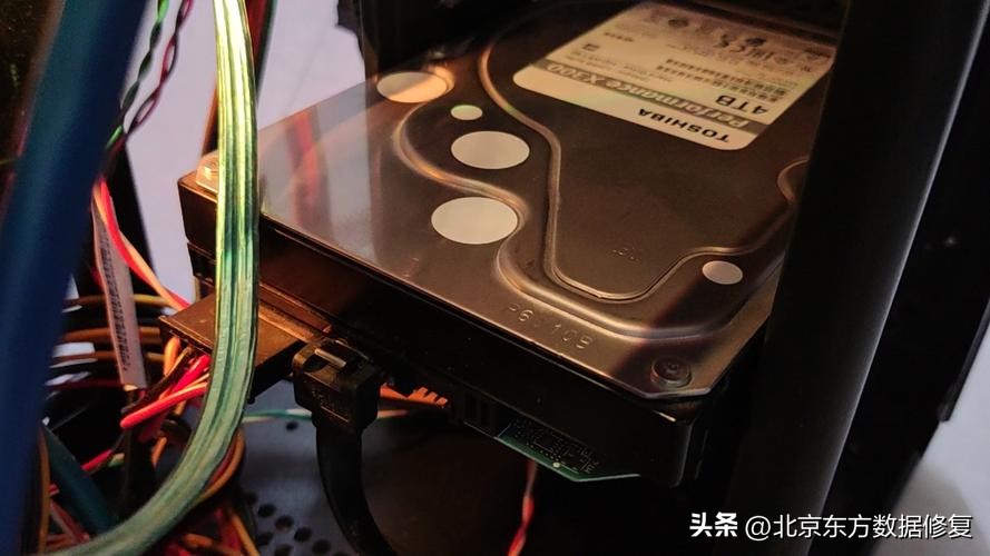 监控硬盘噪音大怎么回事,银河和酷狼硬盘噪音对比