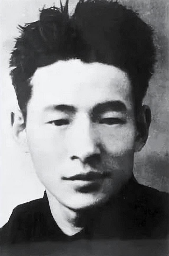 77年中年女子带00001号烈属证进京，*小平邓**：以后有事直接跟我说