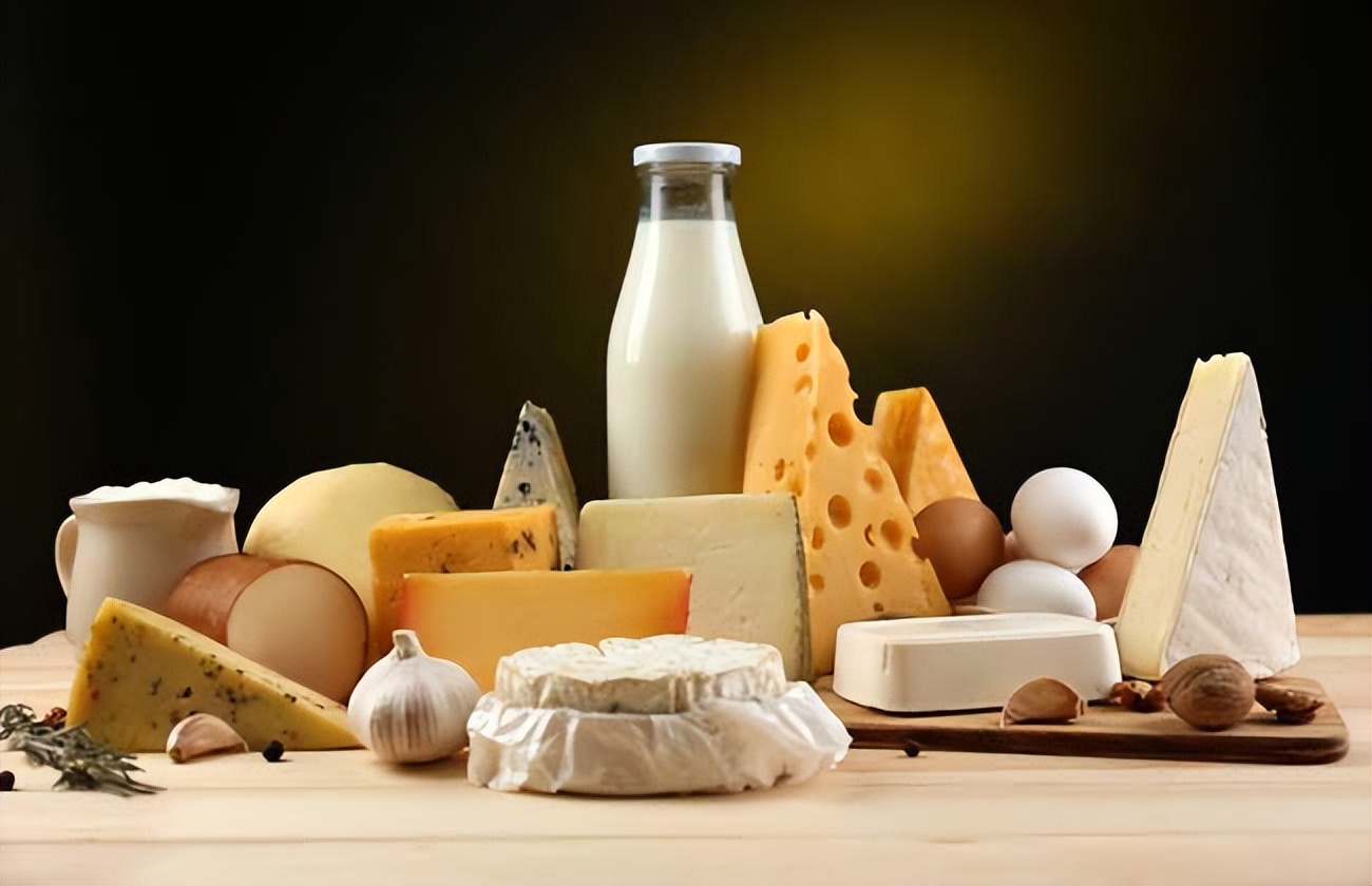 牛奶中含有大量生长激素么,牛奶还会引发早熟吗