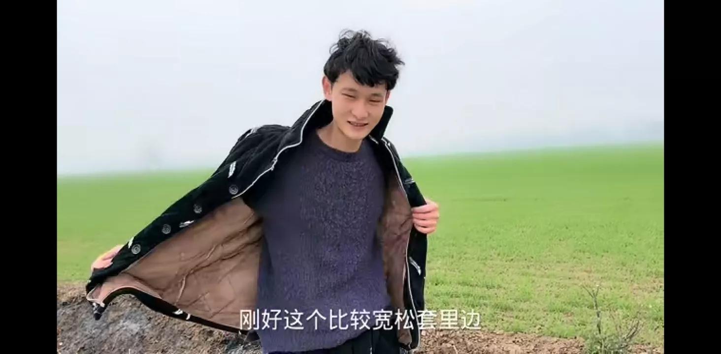 橘子给小贤买礼物,橘子和小贤是否和好如初