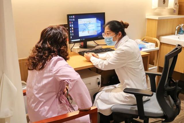 宫颈癌有不治疗的吗,得了宫颈癌身上有5个征兆