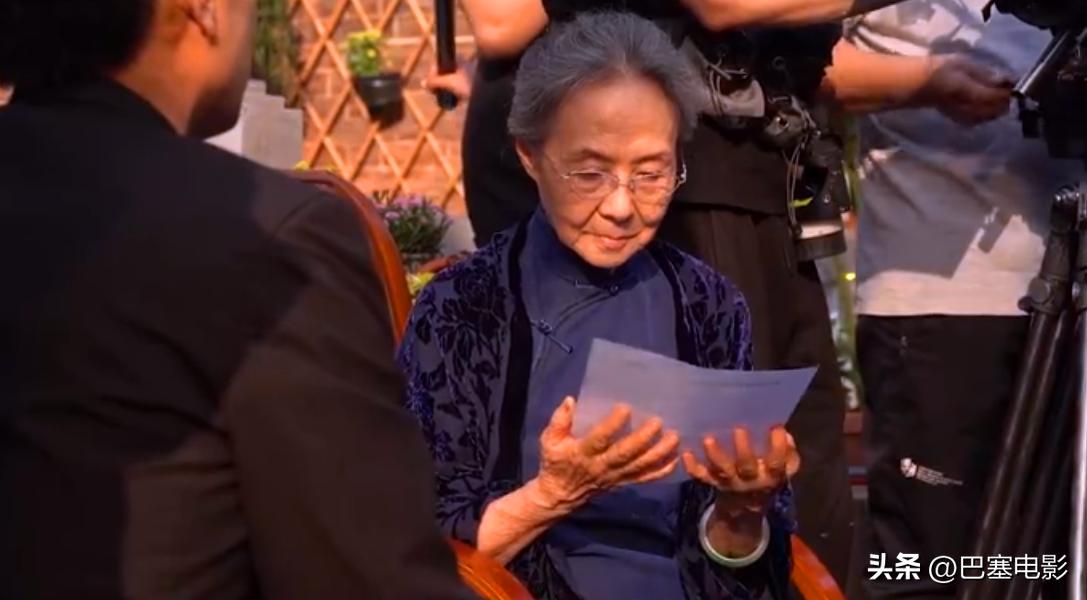 《底线》今晚开播，老戏骨云集，尺度惊人、剧情真实，能爆