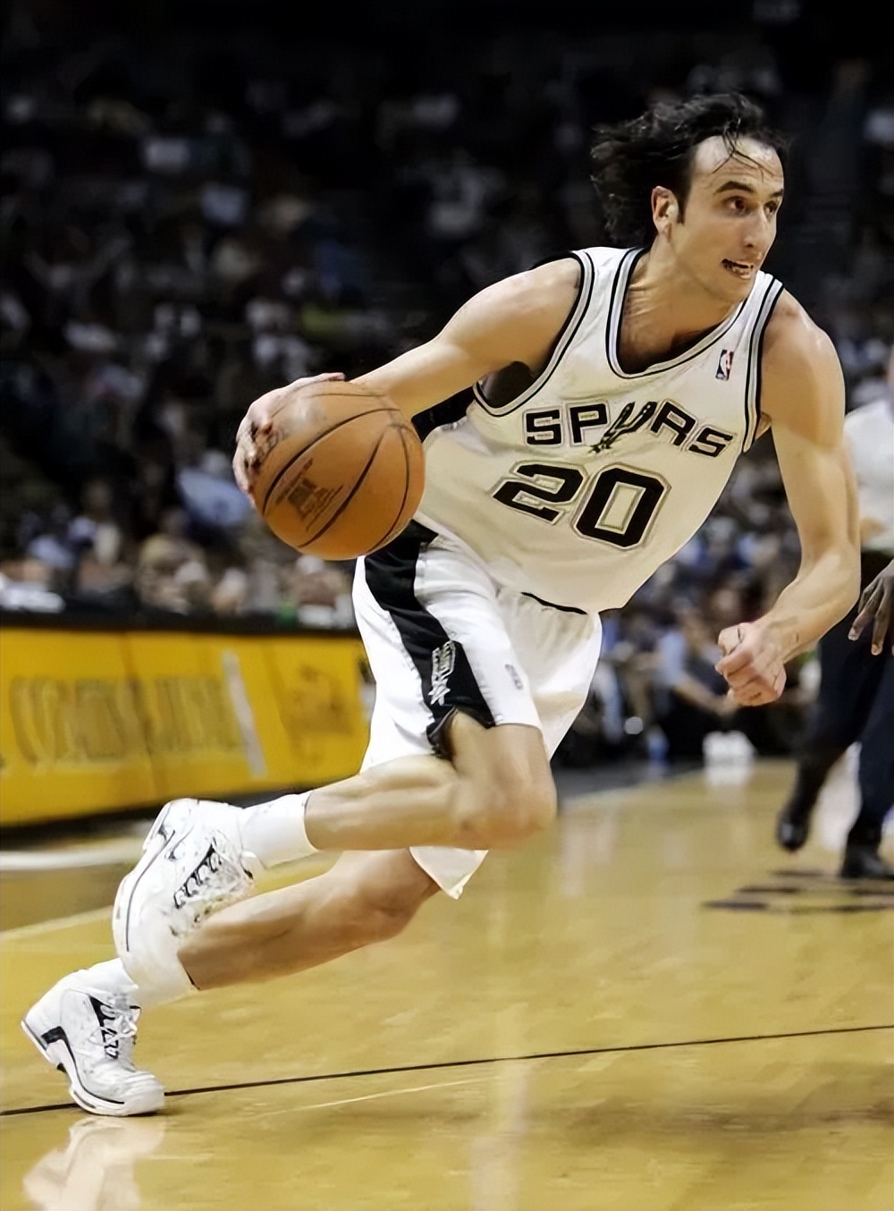 马刺50号球员,马刺吉诺比利职业生涯场均