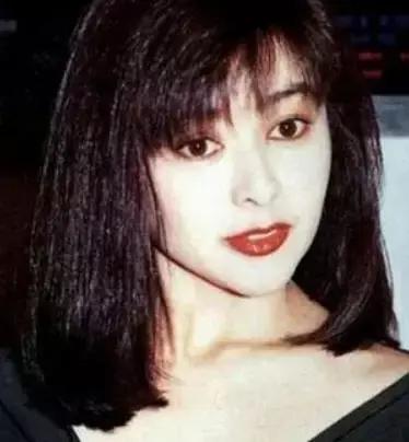 关之琳娱乐圈,关之琳演艺圈的地位