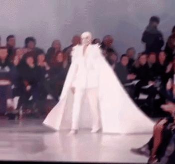 10位“冻龄魔女”：有人72岁身材还像27岁，91岁老祖心态宛如少女