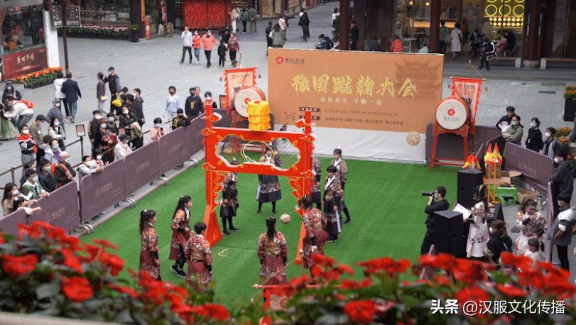 穿汉服玩蹴鞠|古代蹴鞠知识科普与汉服蹴鞠方案分享