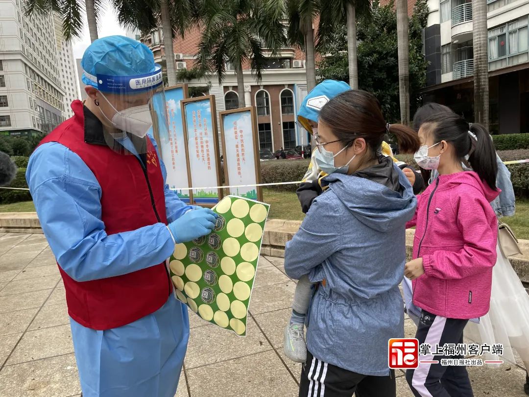 不管哪里人，都是福州人！抗疫一线来了“洋面孔”……