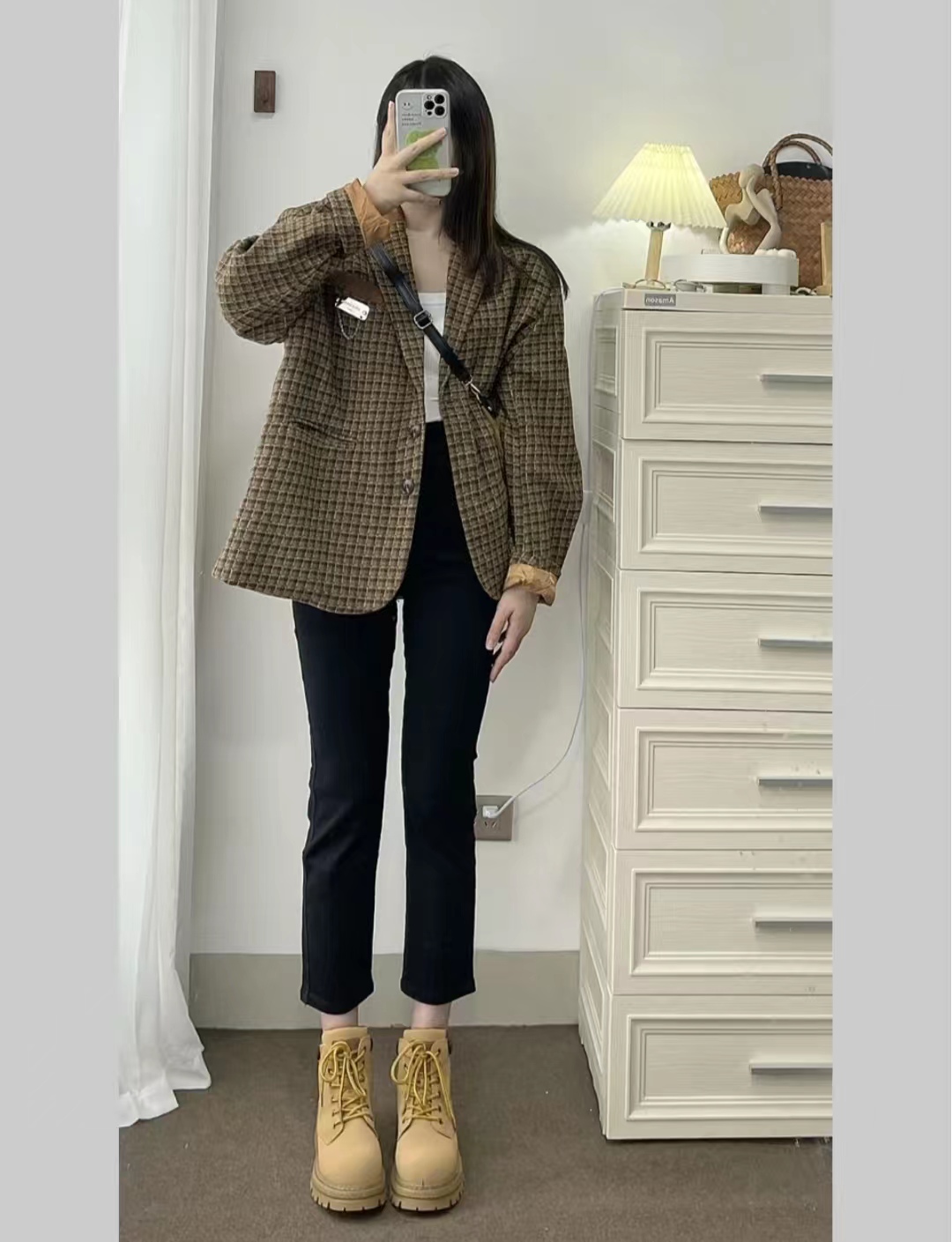 直筒牛仔裤搭配衣服视频大全,2021年直筒牛仔裤衣服搭配