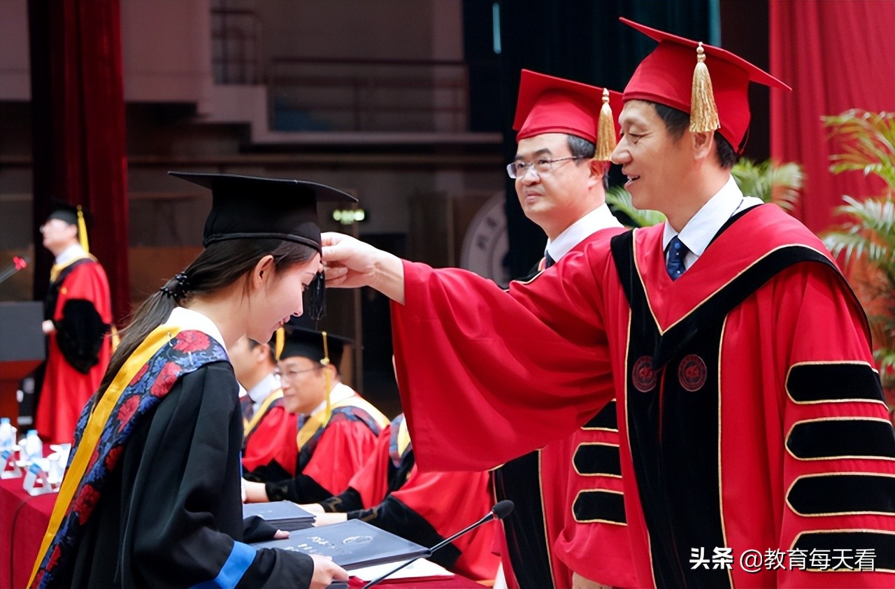 2022年工资最高的城市排行榜,2022年全国城市平均工资排名