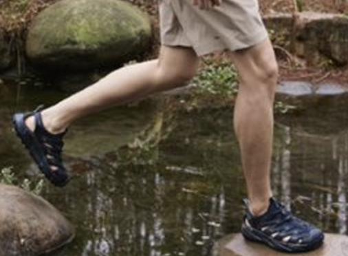 户外夏季徒步凉鞋,户外旅游涉水凉鞋