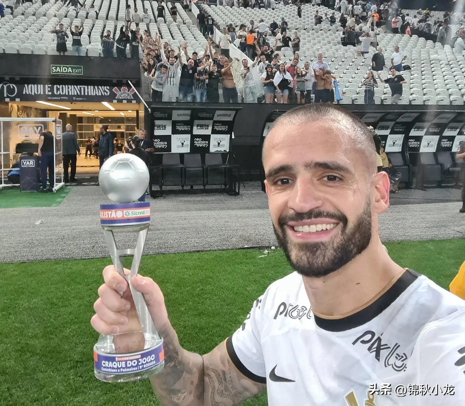 球员做对比吸引读者,不同球员的表现呈现出鲜明的对比