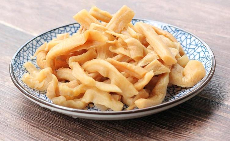 这几种廉价蔬菜晒干后，好吃又美味，保存时间长，用来炒肉真香