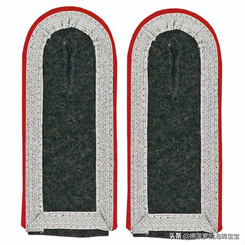 二战德国空军军衔标志,二战德国军衔级别对照表