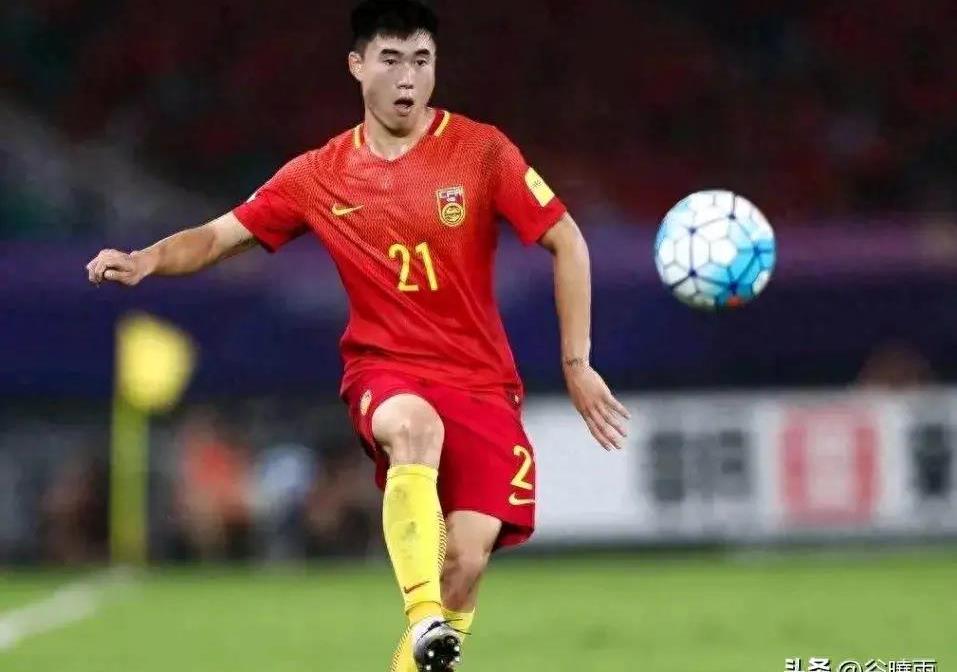 上海申花夏窗引进陶强龙和邓涵文,邓涵文加盟广州恒大足球俱乐部