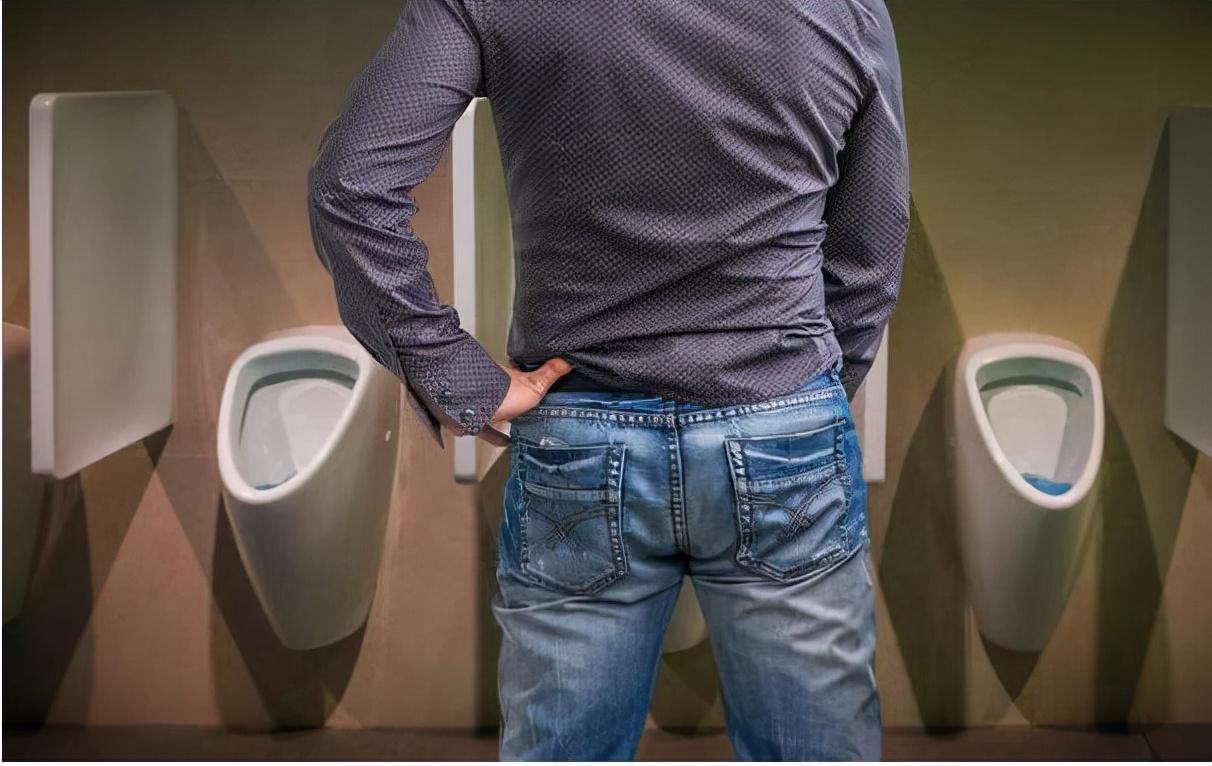 夫妻生活过程中,男人尿尿和射精会同时发生吗?医生为你解答