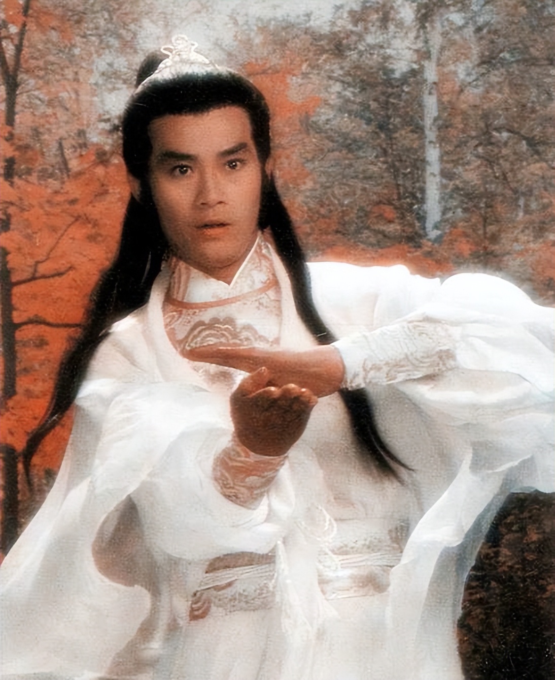 华人影视圈地位高的人,华人娱乐圈最后天王巨星