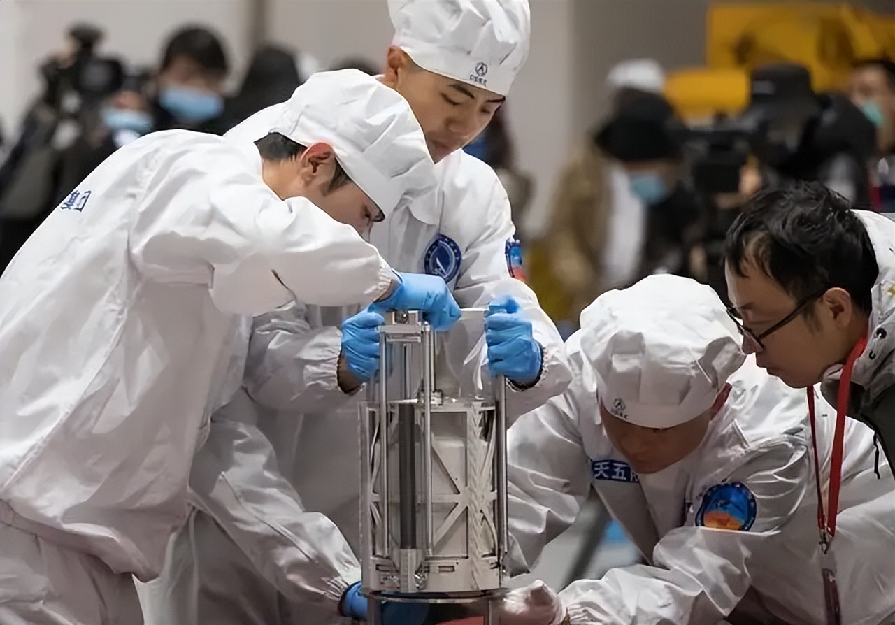 阿波罗登月是否得到苏联的帮助,美国阿波罗登月计划是假的吗