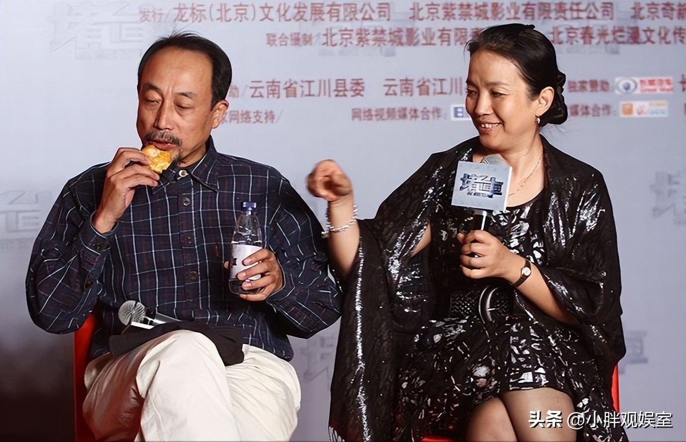 盘点失德的10位老戏骨，有人在恩师追悼会卖片，有人圈钱去国外花