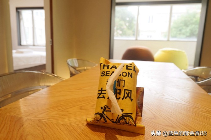 周末白相里的一张床、一群朋友、暴走于迪士尼乐园