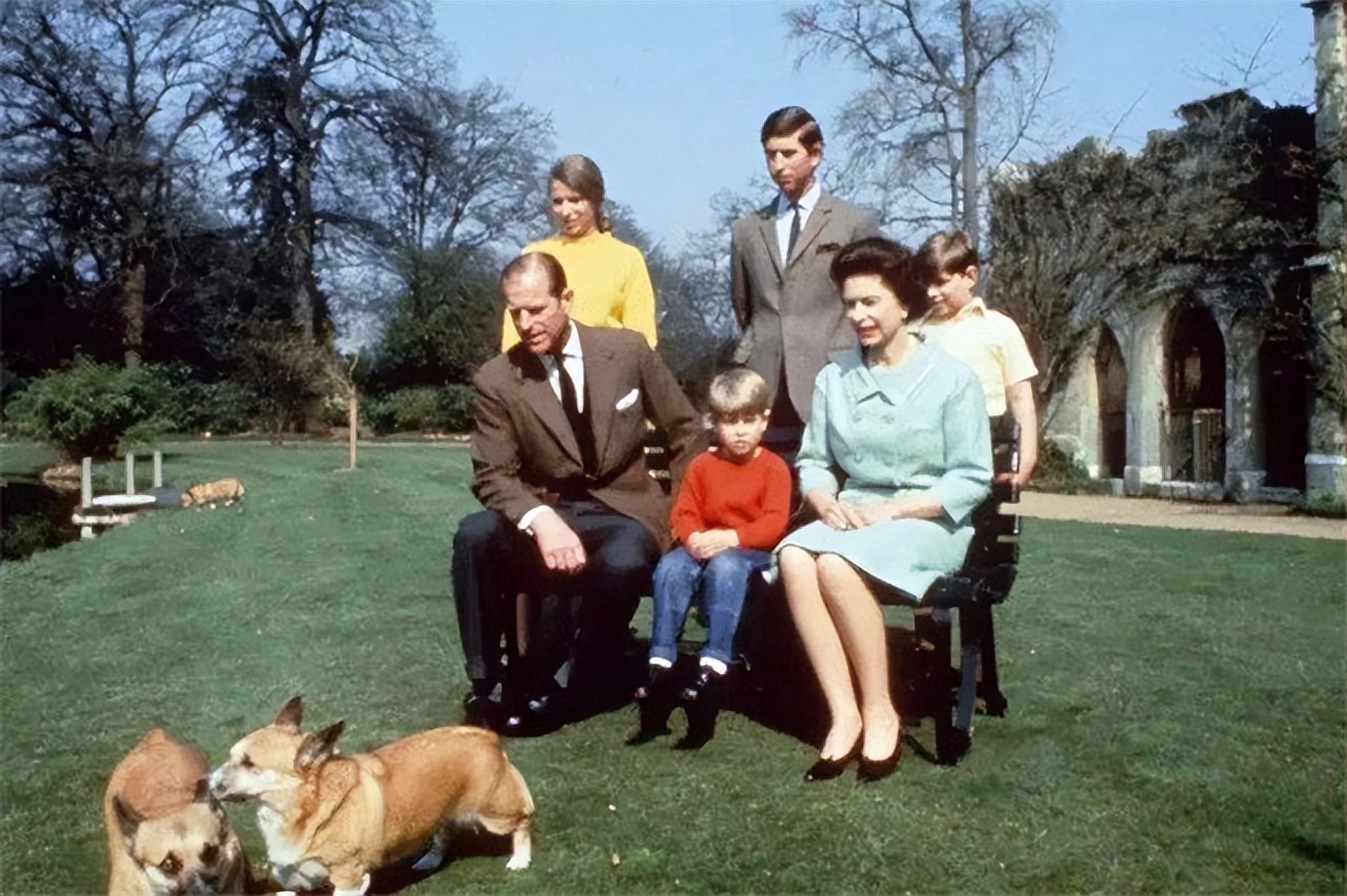 菲利普亲王和女儿安妮,菲利普亲王出轨事件