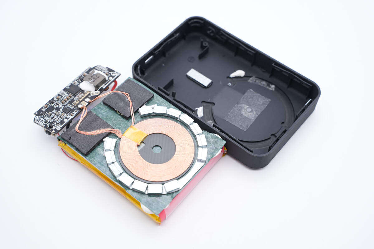 mophie磁吸充电宝拆解,希品快充专用充电宝