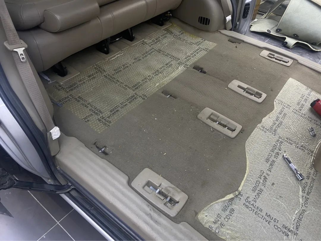 12款经典gl8车身翻新,怪兽修车老车翻新