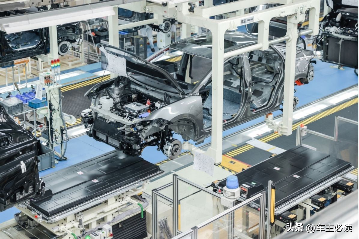 新能源汽车新王炸,丰田新能源车bz3测评