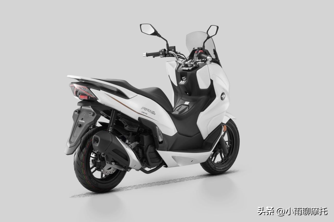 混动加持，配置拉满！鸿150是150CC级别的天花板？