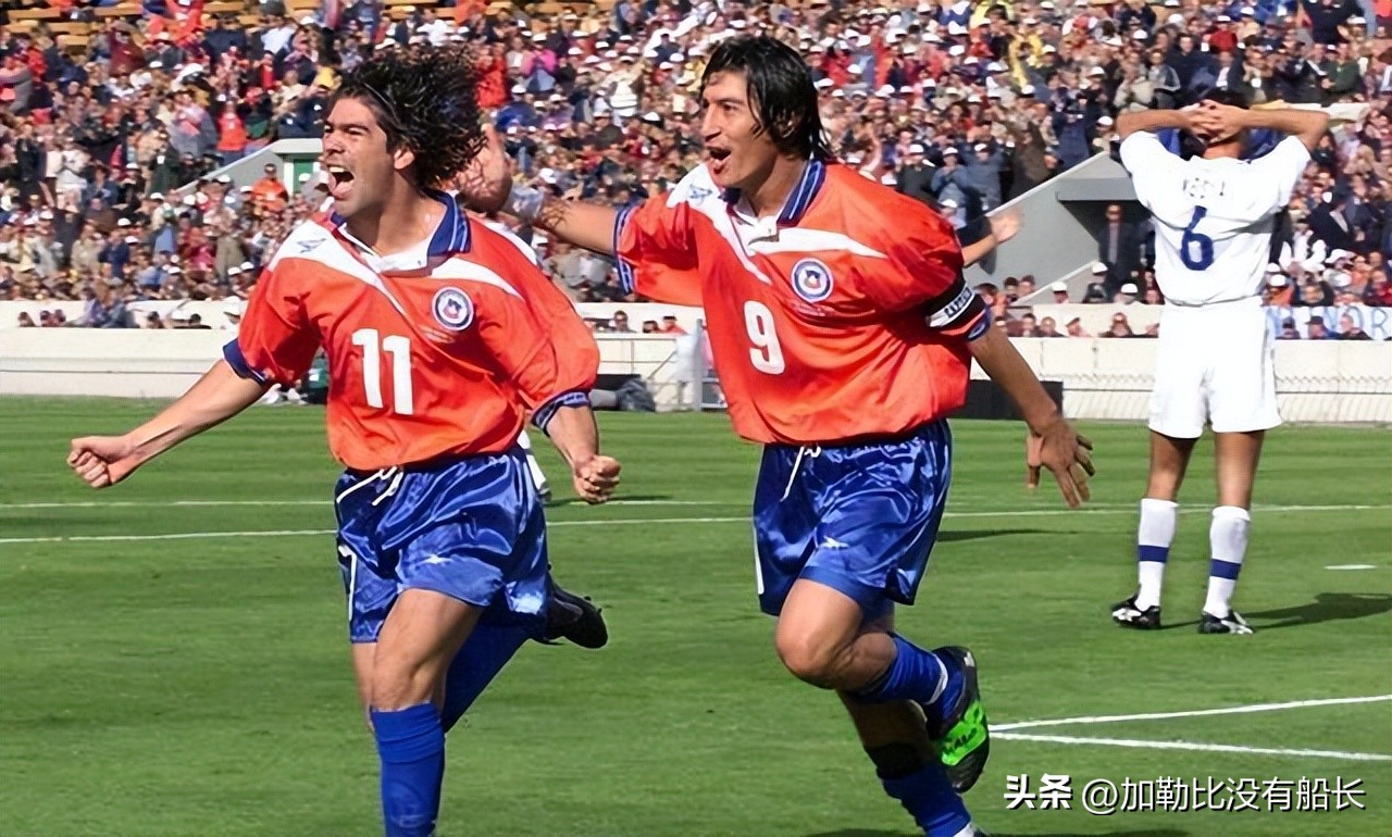 足坛历史十大前场组合,世界足坛那些年少成名的顶级前锋