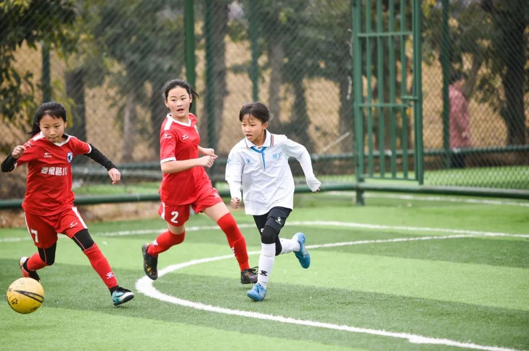 菱小高年级女足|乘风破浪、永不言弃