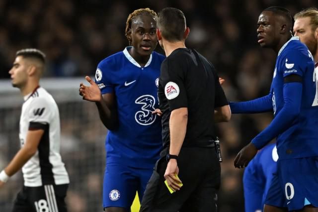 曼联vs利兹联补赛,曼联vs切尔西防守