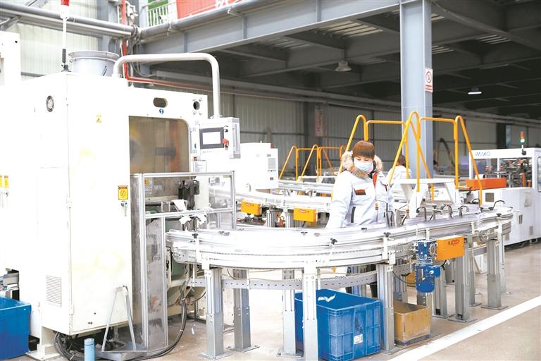 聚力创新实干矢志追赶超越谱写新时代高质量发展新篇章