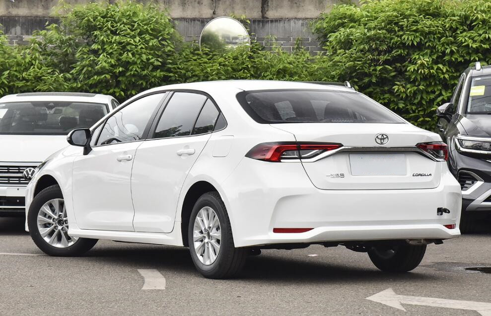 预算10万左右最值得买的车,预算10万日系车哪个最好