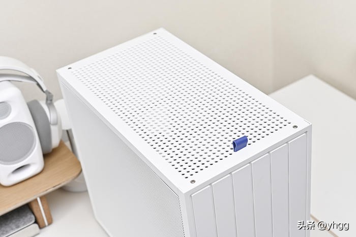 拆解华擎b760m,华擎b760m配合显卡