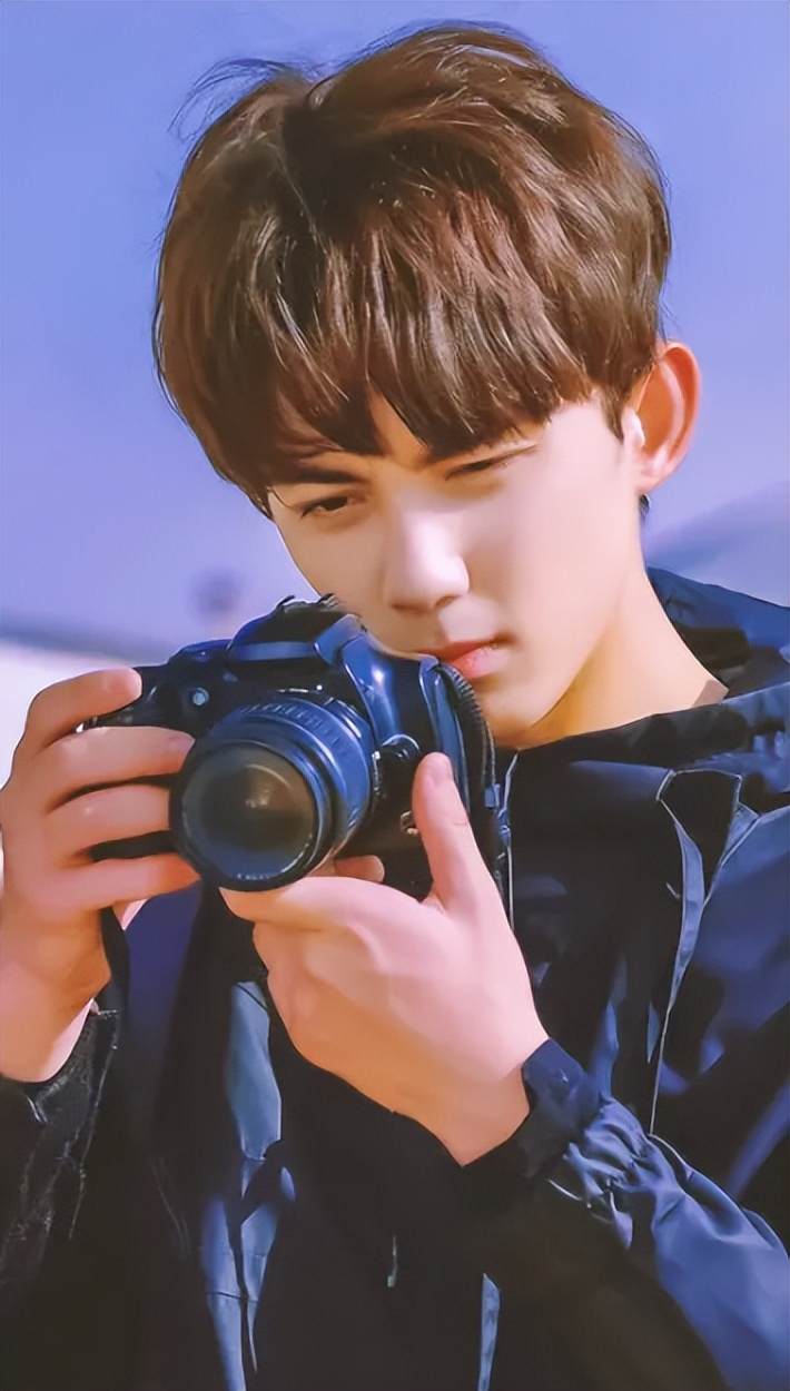 盗墓笔记之沙海电视剧张日山,盗墓笔记沙海张日山和梁湾