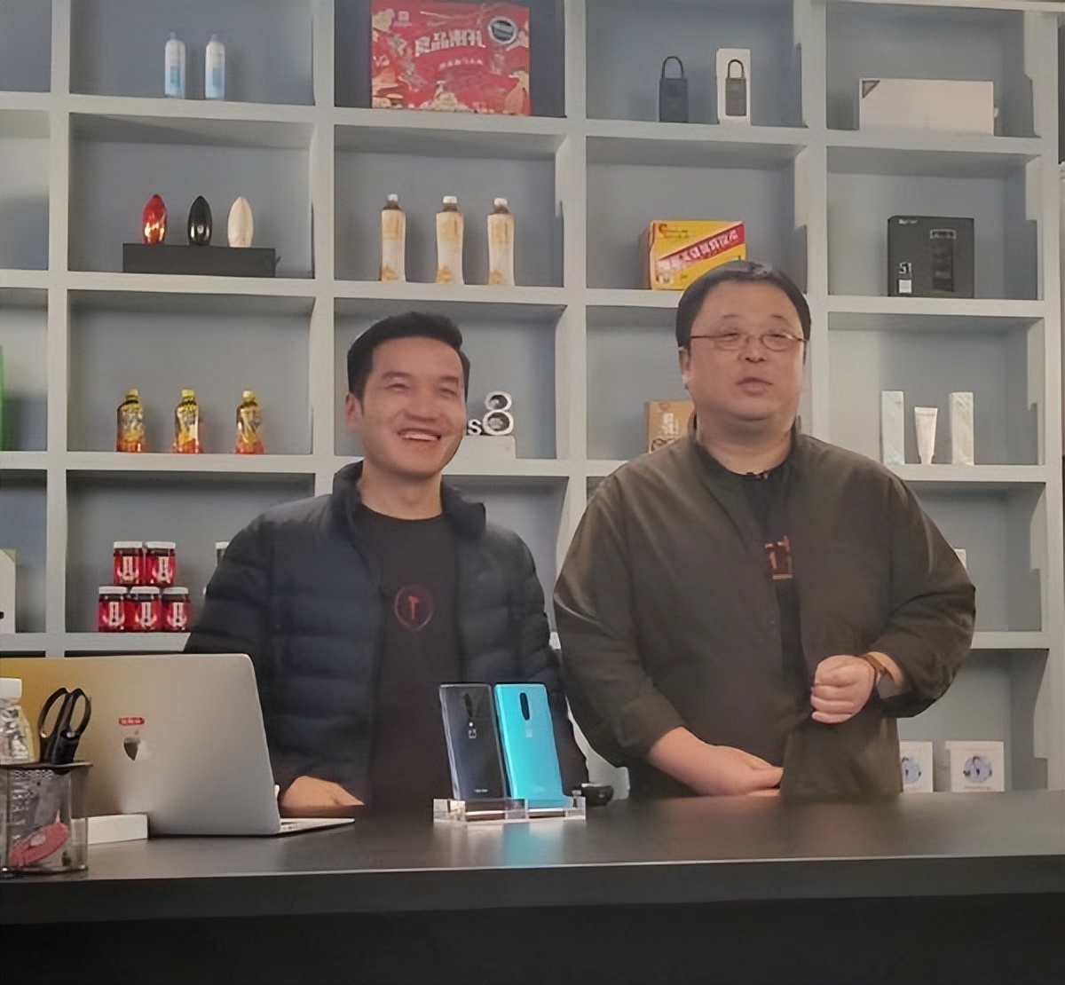 开播几小时就能赚上千万，全网最赚钱的这6位网红你知道吗