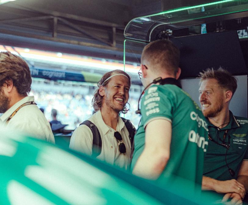 f1摩纳哥大奖赛正赛发车,f1摩纳哥站红牛跳水