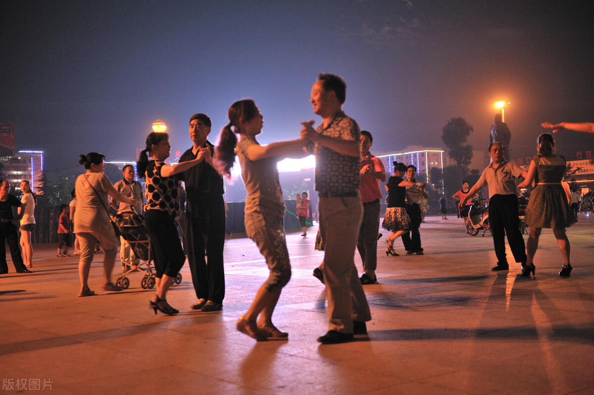 锦绣园小区物业合法吗,锦绣园物业怎么样啊