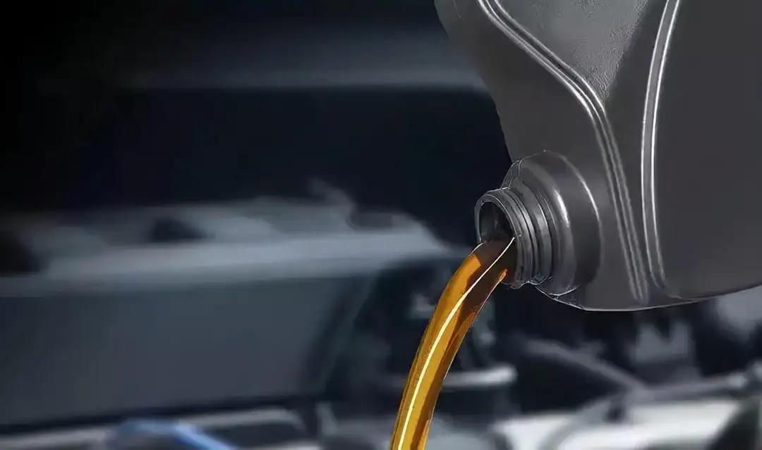 带机油去保养怎么收费,4s店保养自己带机油可以吗