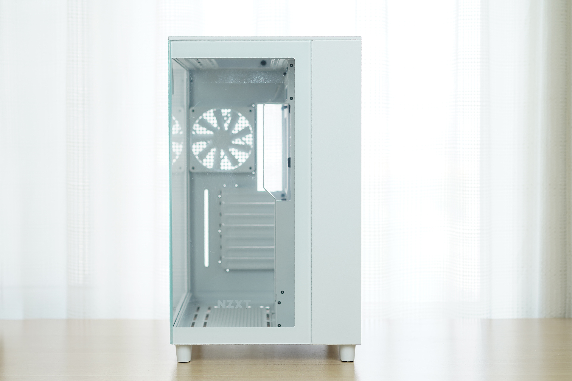 白色海景房实际效果,经典白色海景房