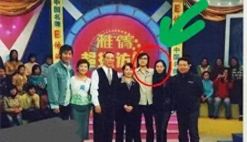 夫妻重逢的画面,夫妻重逢感人瞬间