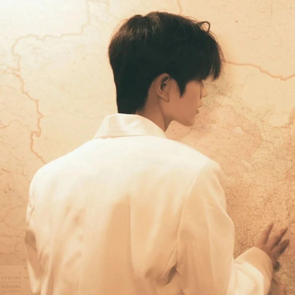 情侣头像来我身边给你温暖,情侣头像我细数时光只为与你相见