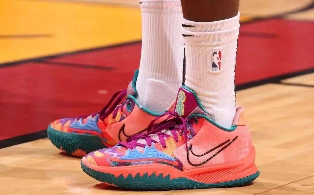 nba球星上脚球鞋2022排名,nba季后赛上脚