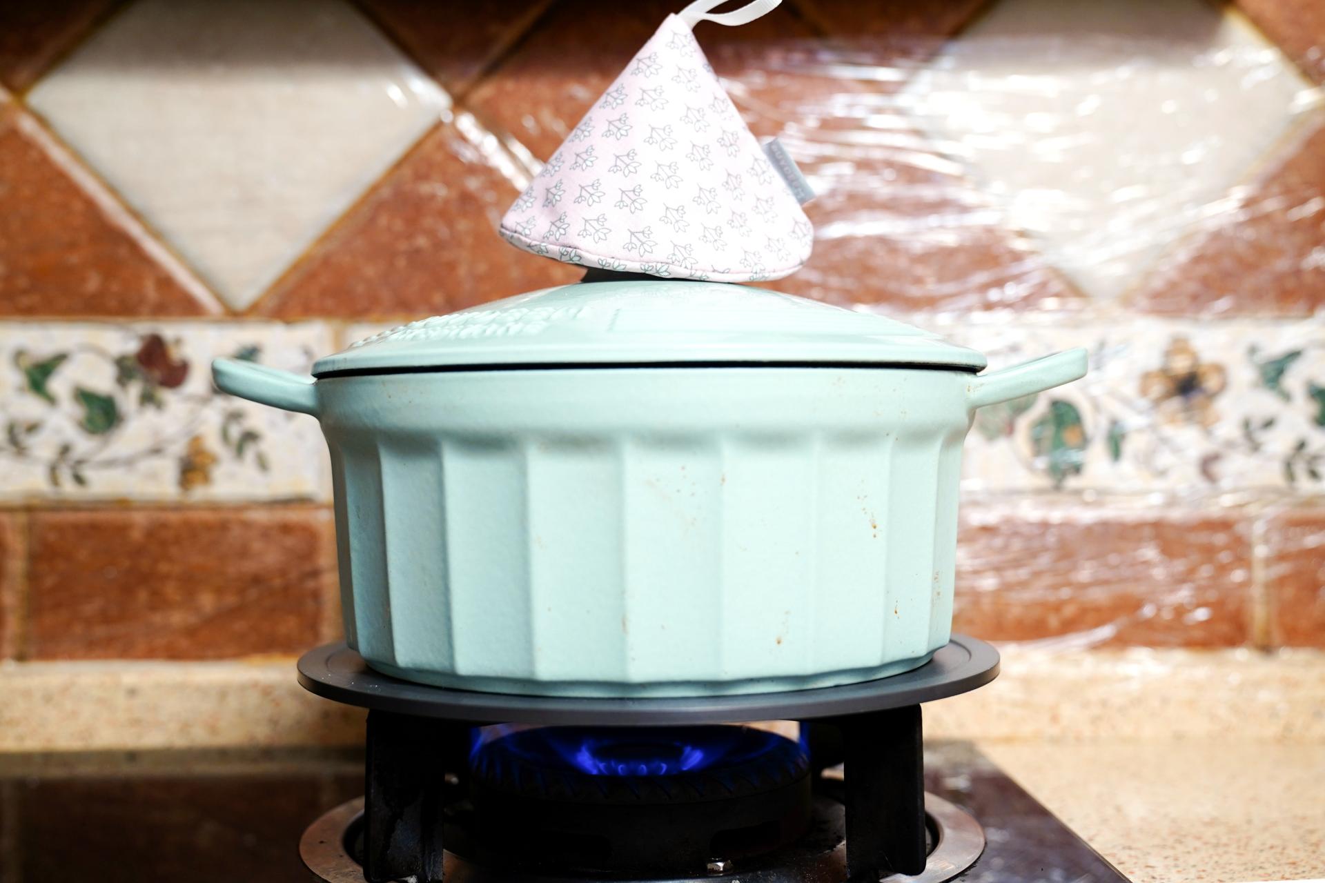 如何挑选一款好的珐琅锅,如何挑选一款性价比高的珐琅锅