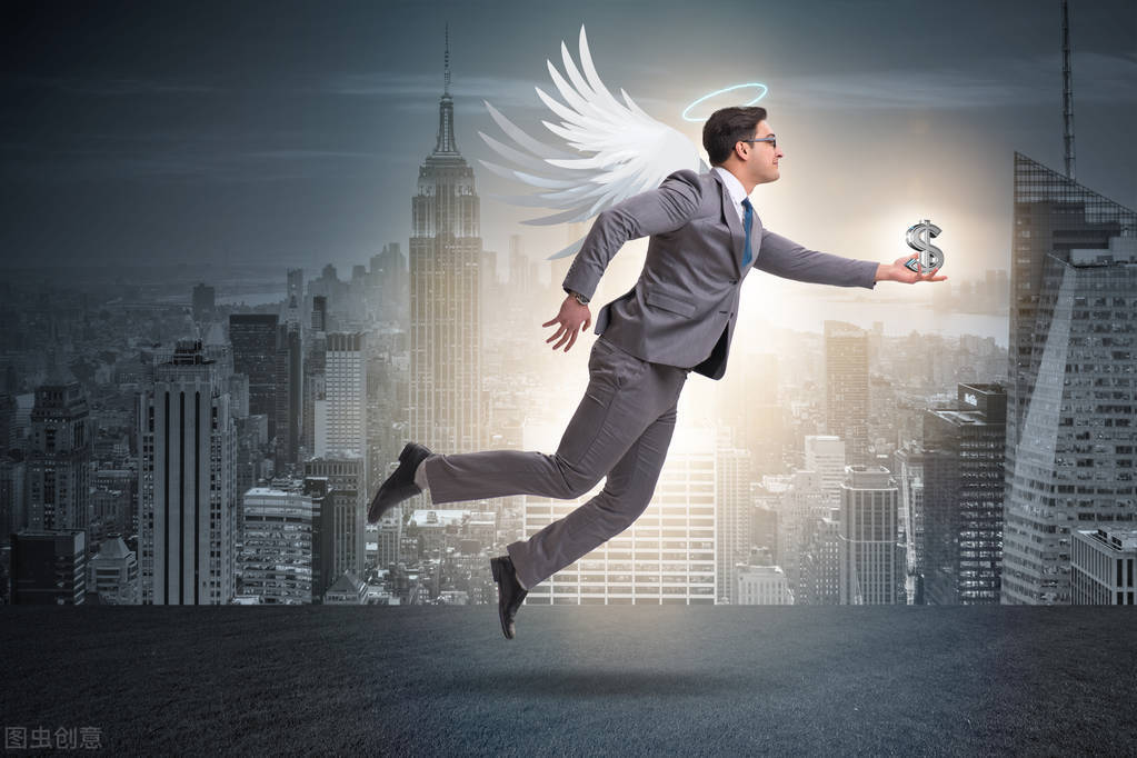 河南小伙年营业额30亿,地摊卖公仔利润