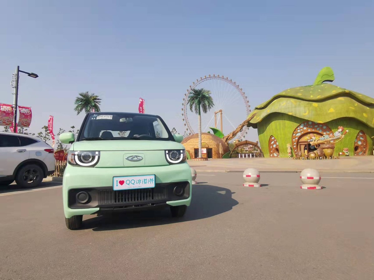 奇瑞qq冰淇淋对比五菱mini哪个好,奇瑞qq冰淇淋170km冬季续航测评