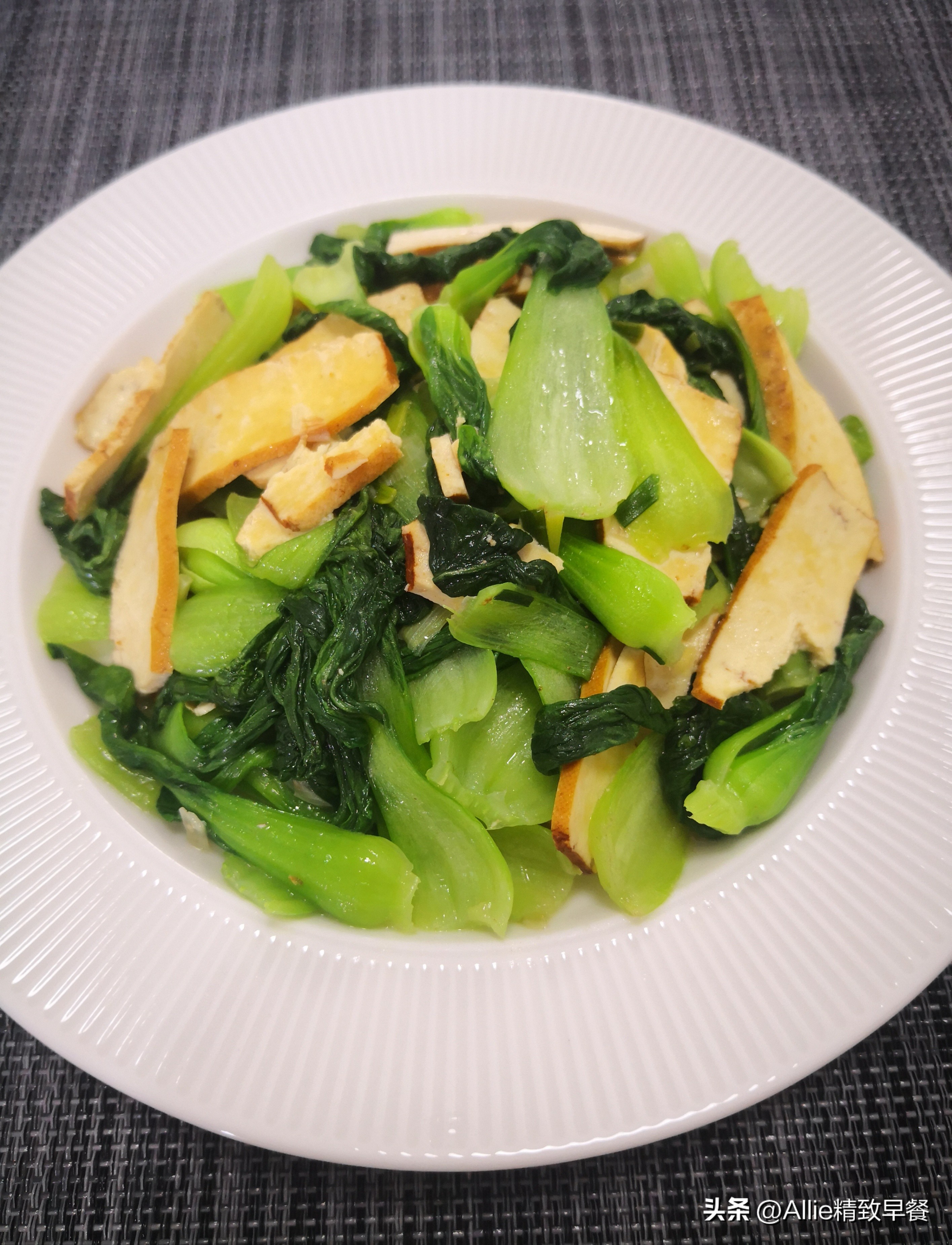 小米别再蒸着吃教你个新吃法,小米别熬粥了教你新的方法