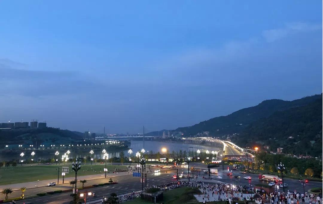 宜宾东楼夜景开放时间,东楼宜宾开放时间